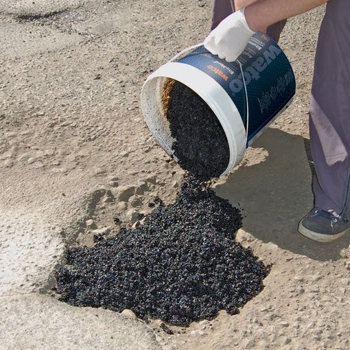 Watco Bitu-Mend® Pothole Repair image 3